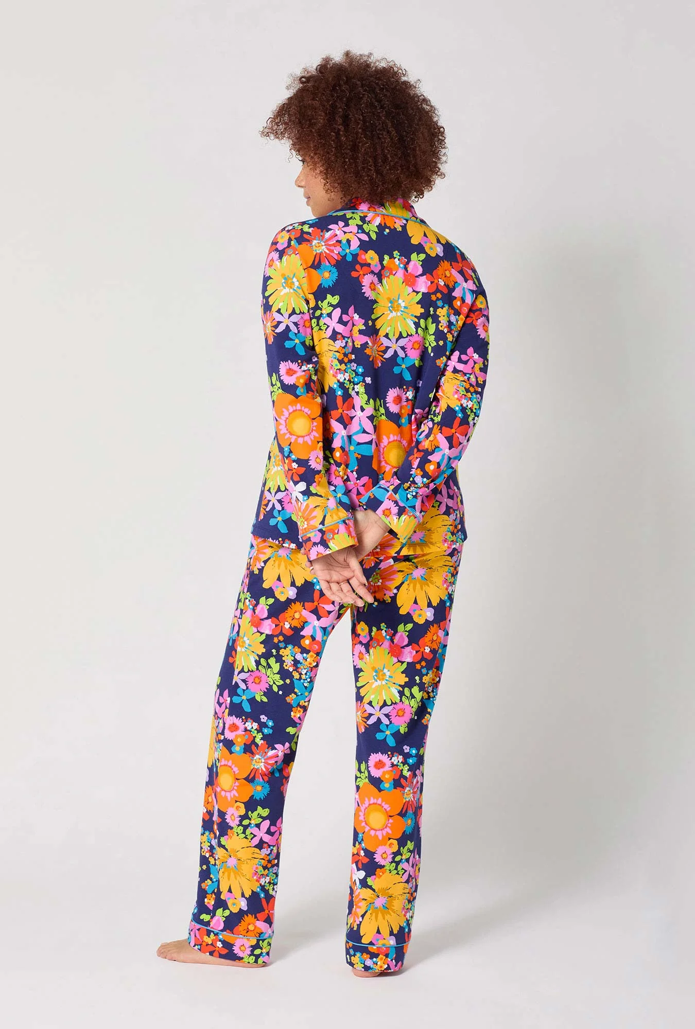 BedHead x Trina Turk Bay Street Bloom Long Sleeve Classic Stretch Jersey Pj Set - Image 3