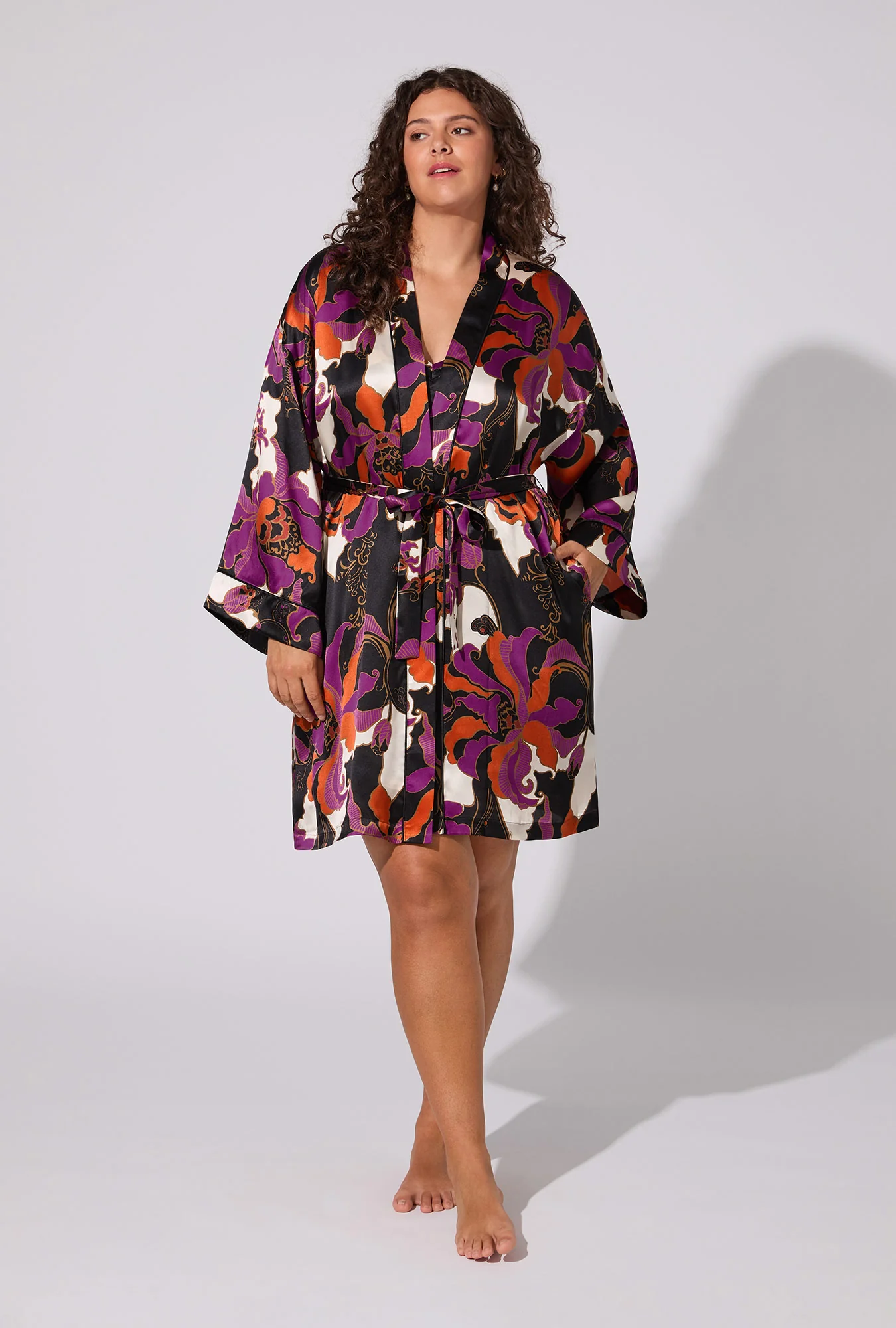 BedHead X Trina Turk Fall Floral Banded Collar Washable Silk Robe - Image 6