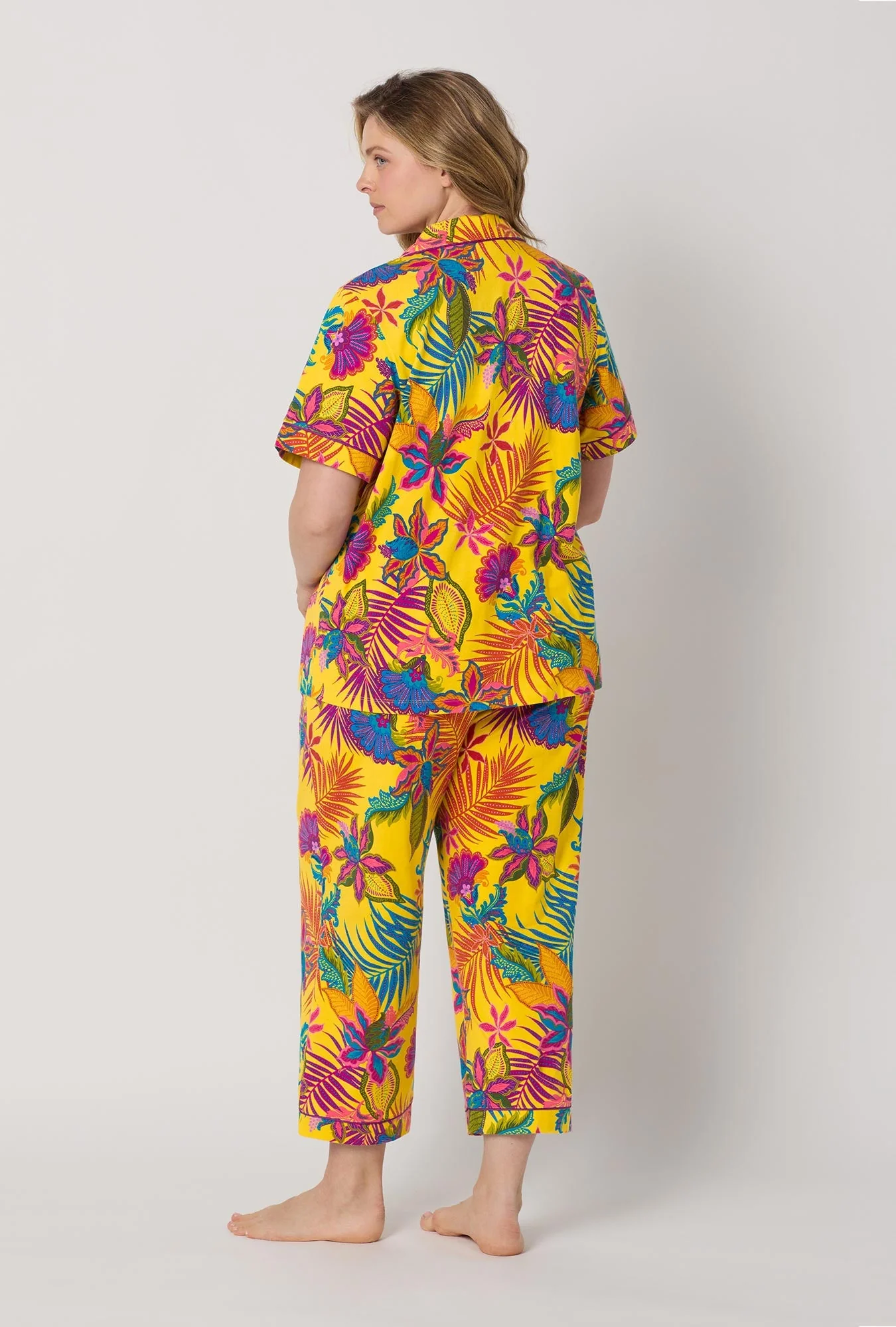 BedHead x Trina Turk Jacobean Floral Short Sleeve Classic Stretch Jersey Cropped Pj Set - Image 6