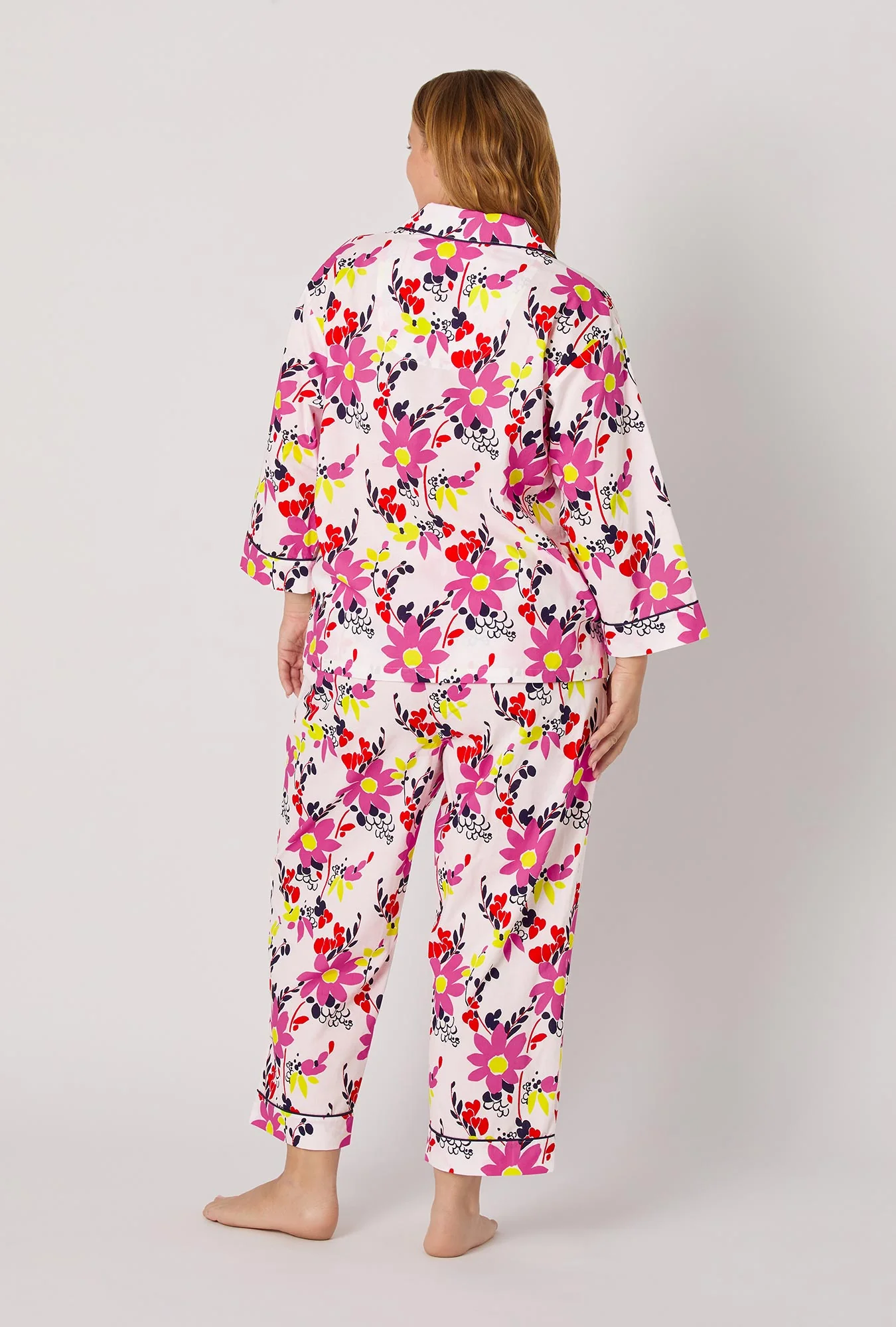 BedHead x Trina Turk Whimsical Floral 3/4 Sleeve Classic Woven Cotton Cropped Pj Set - Image 6