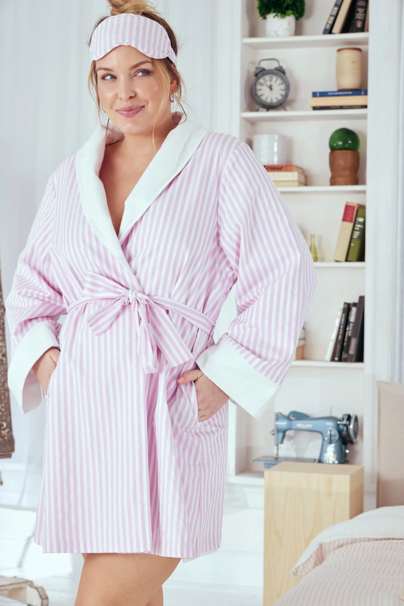 Pink 3D Stripe French Terry Lined Robe - Image 7