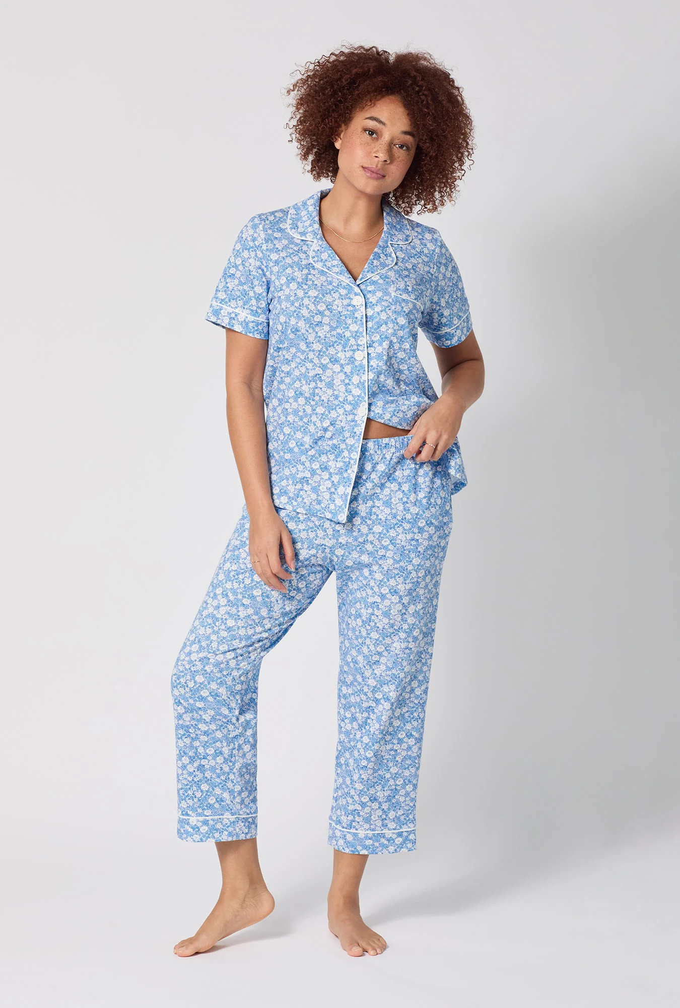 Something Blue Short Sleeve Classic Stretch Jersey Cropped Pj Set - Image 2