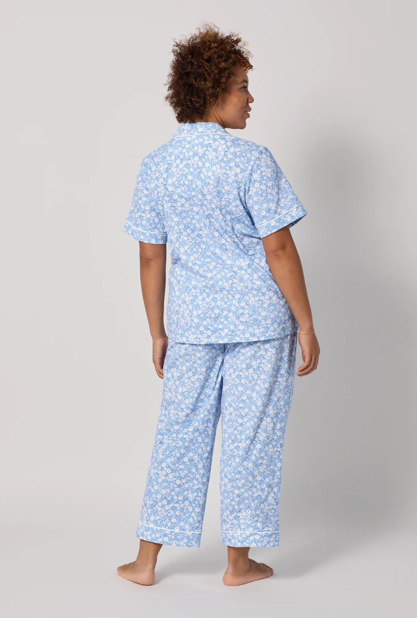 Something Blue Short Sleeve Classic Stretch Jersey Cropped Pj Set - Image 7